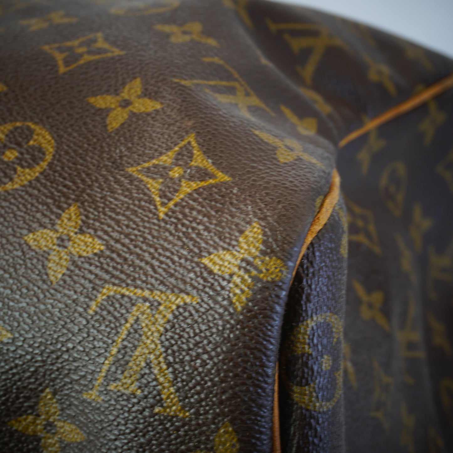 Louis Vuitton	Keepal 45 GHW