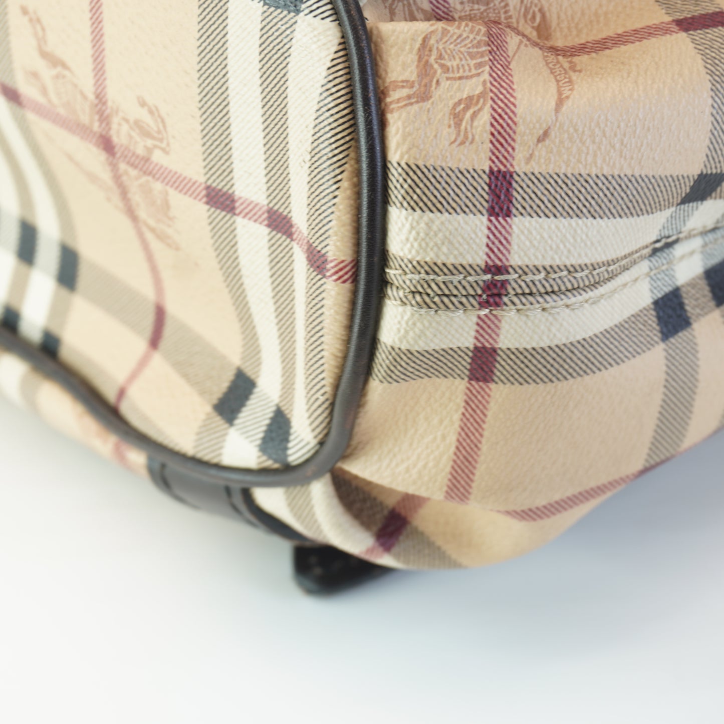 Burberry	Tote