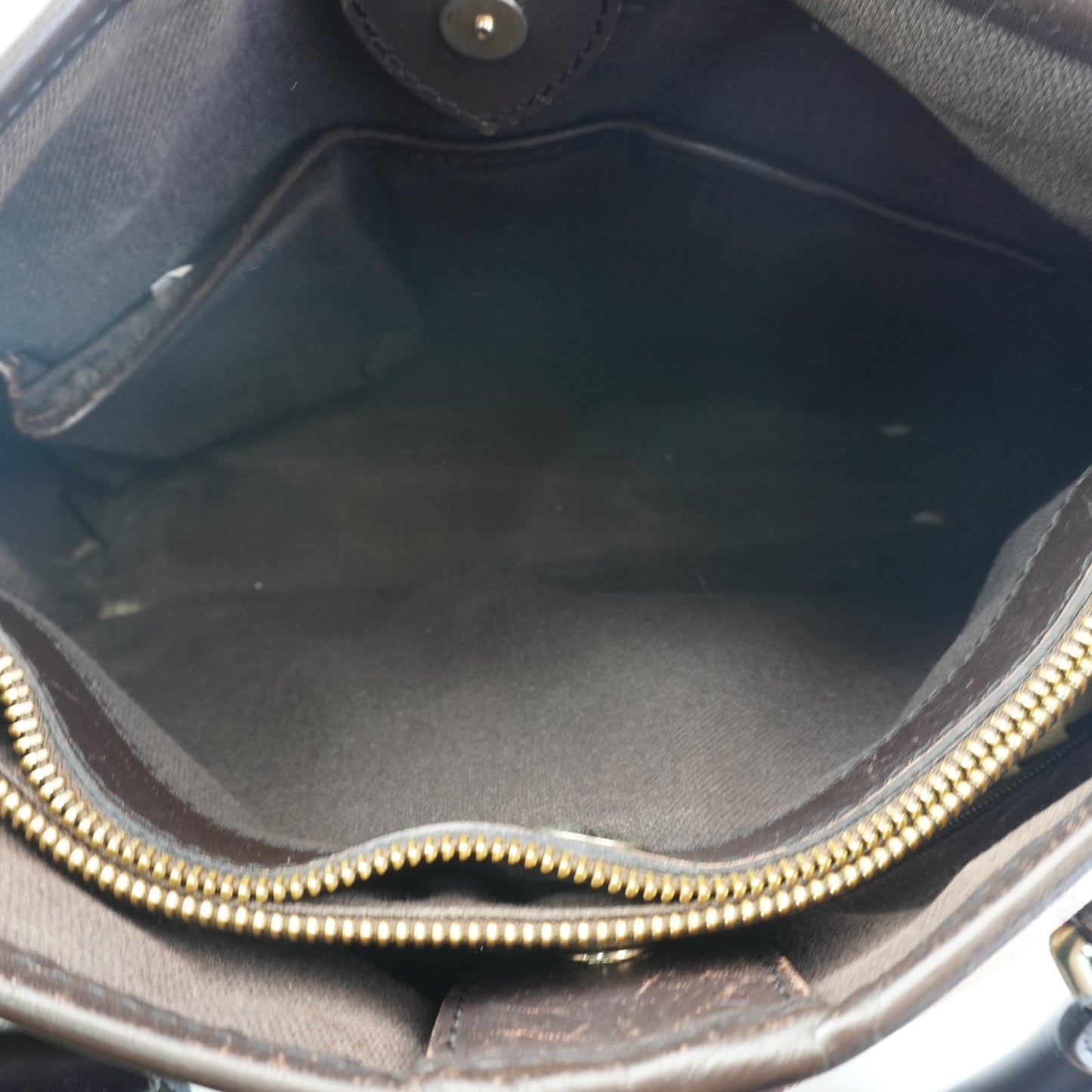 Burberry	Tote