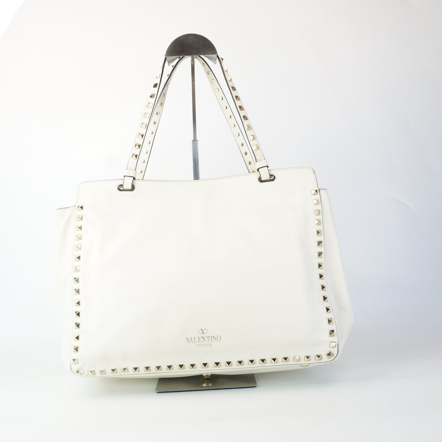 Valentino Rockstud Tote off white