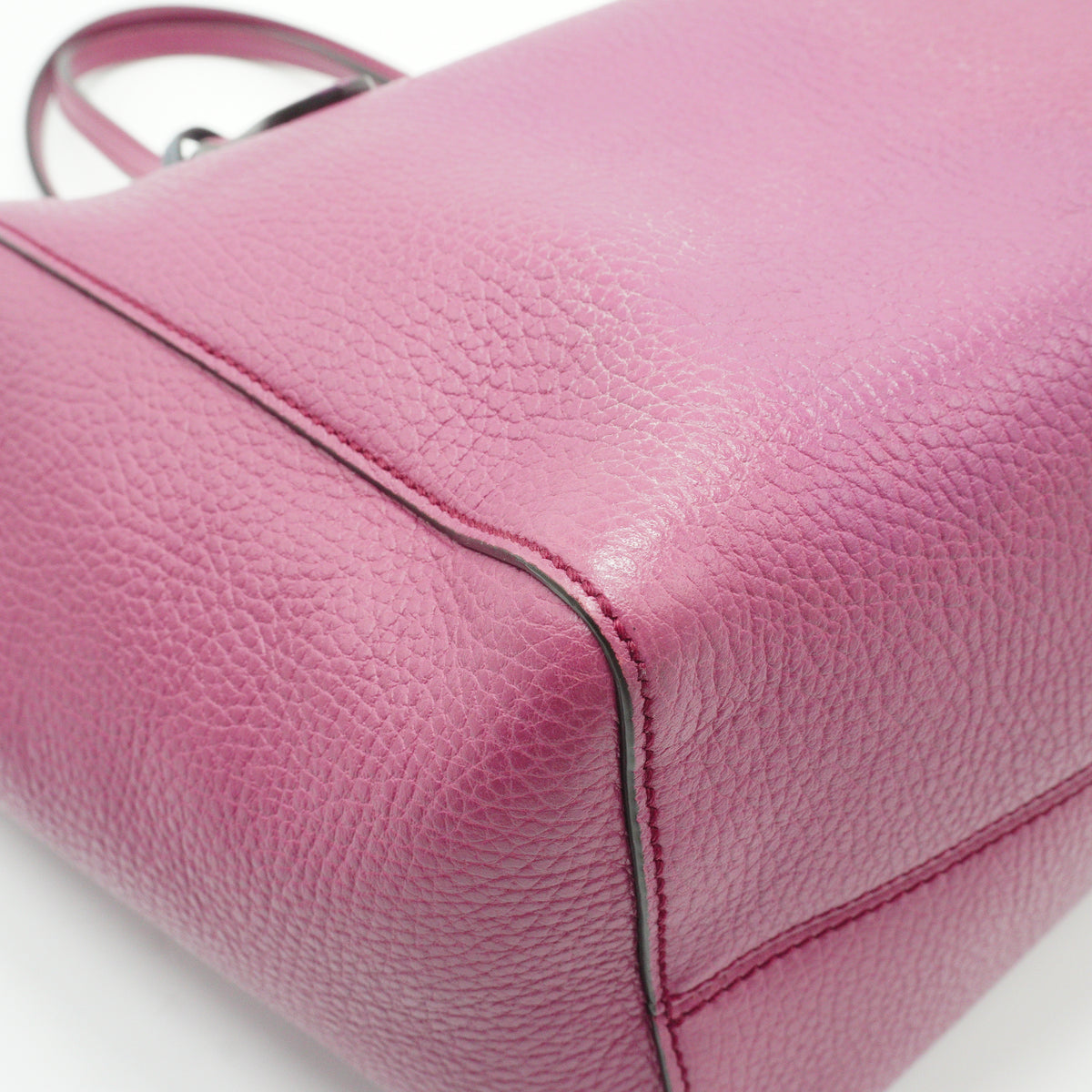 Gucci	Swing Tote Medium Peony SHW