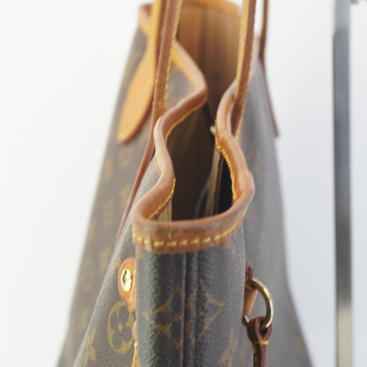 Louis Vuitton	Neverfull MM Mono