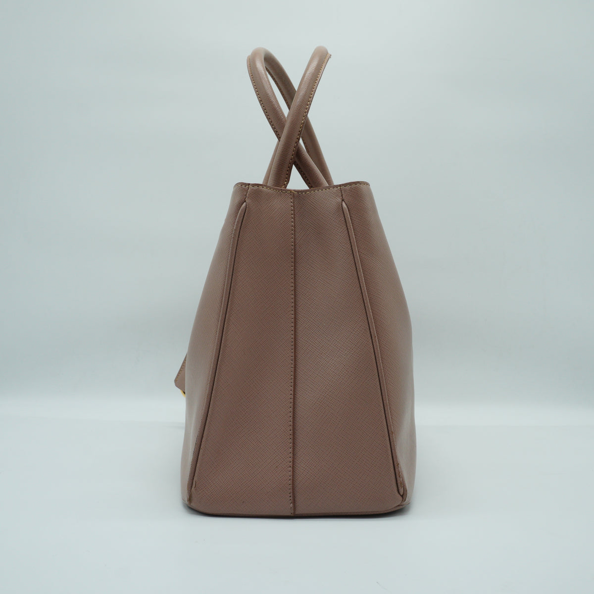 Prada	Galleria Saffiano Leather Bag GHW Medium