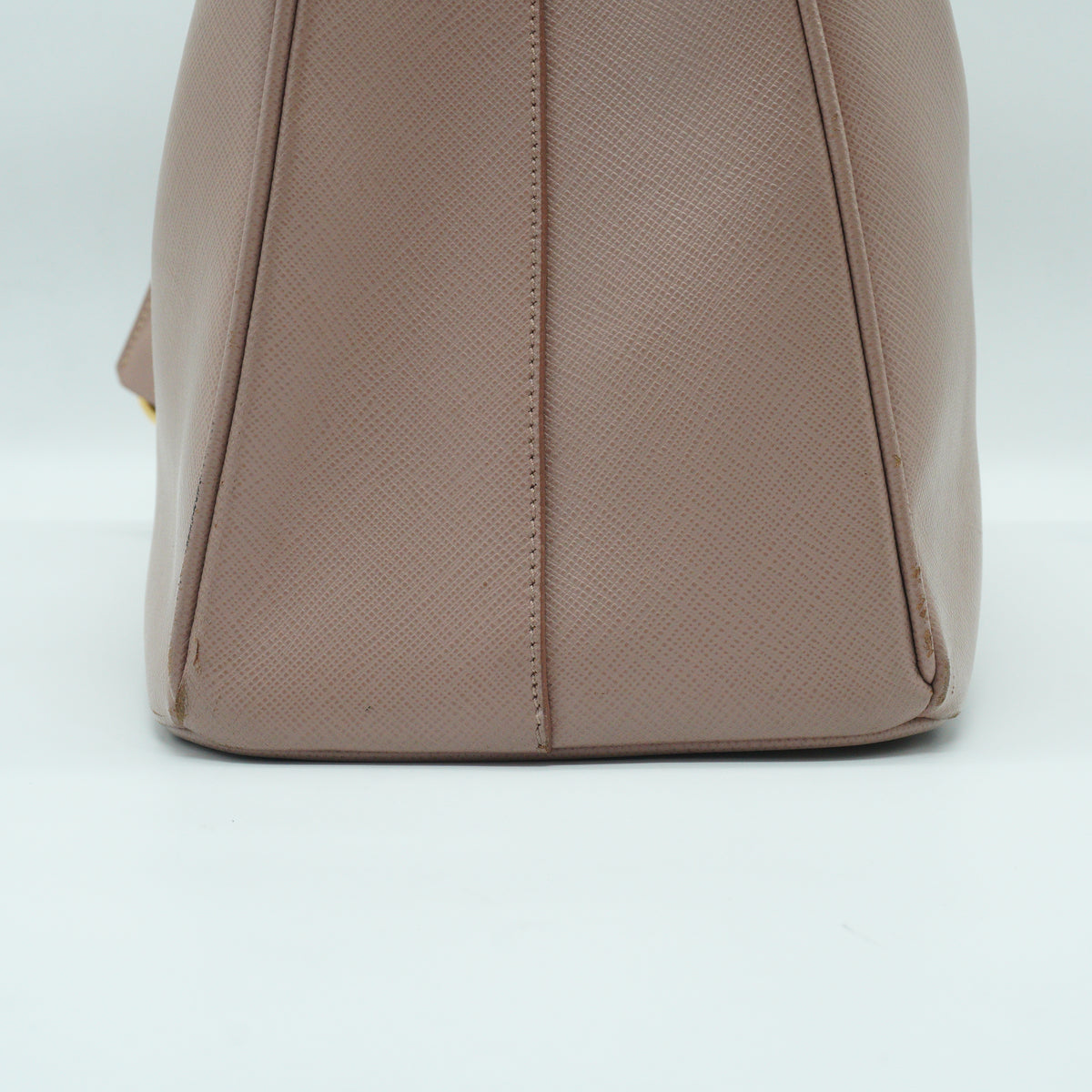 Prada	Galleria Saffiano Leather Bag GHW Medium
