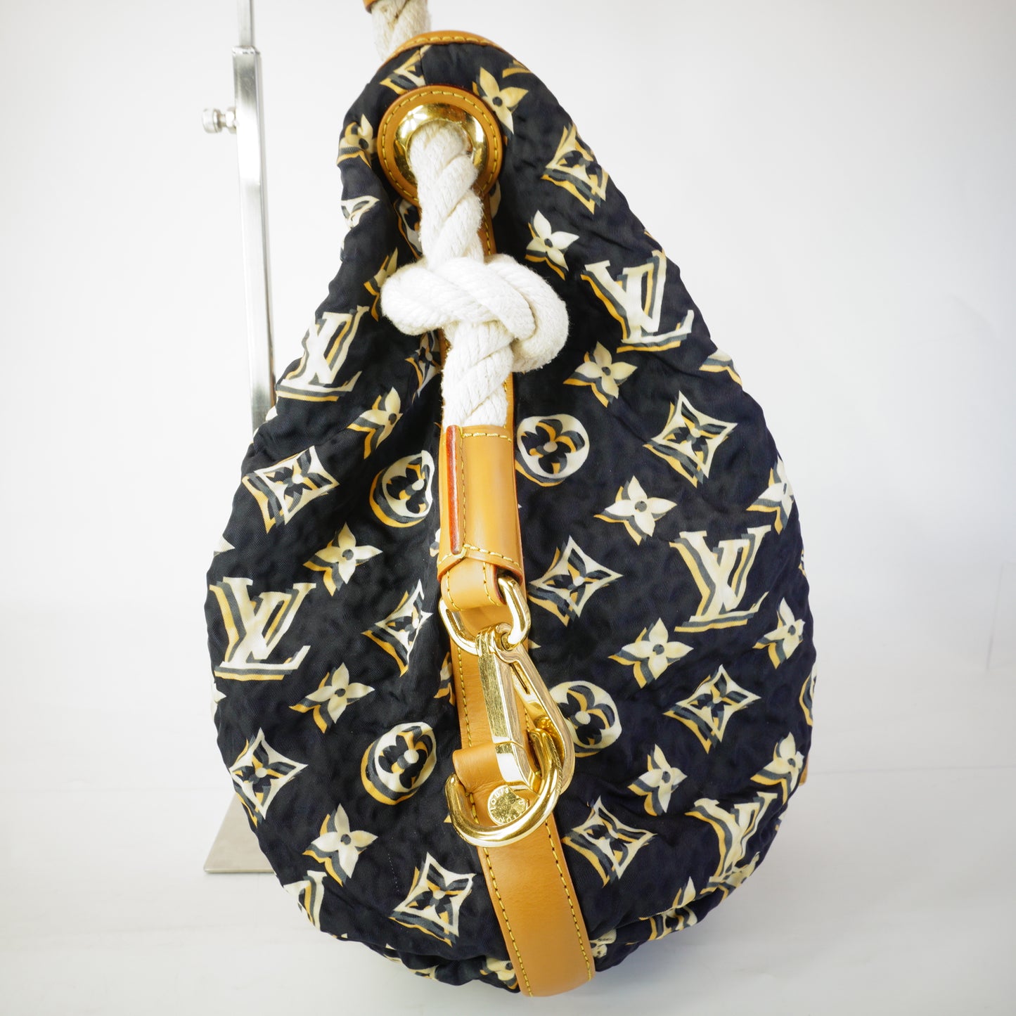 Louis Vuitton	Navy Blue Mono Bulles MM Bag GHW