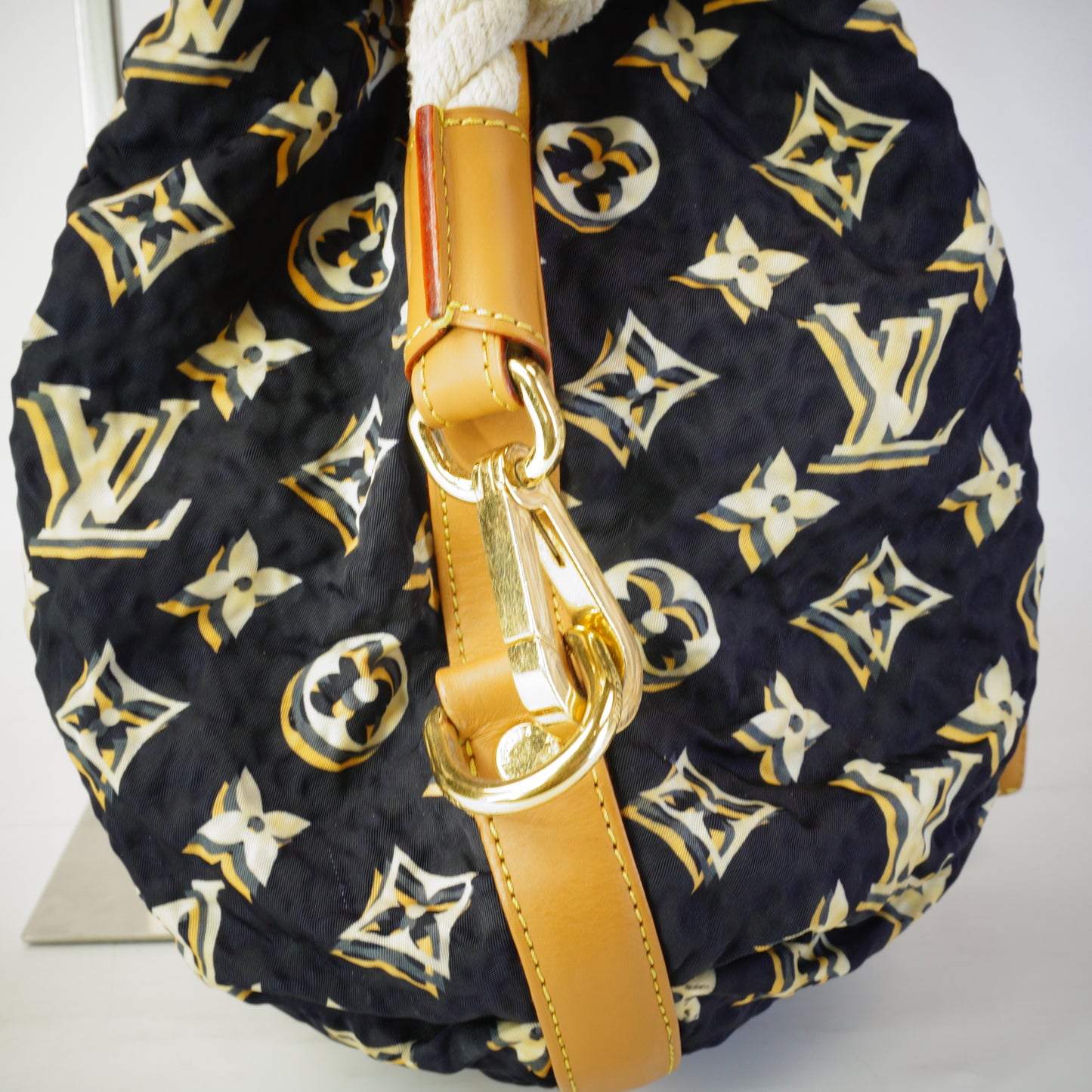 Louis Vuitton	Navy Blue Mono Bulles MM Bag GHW