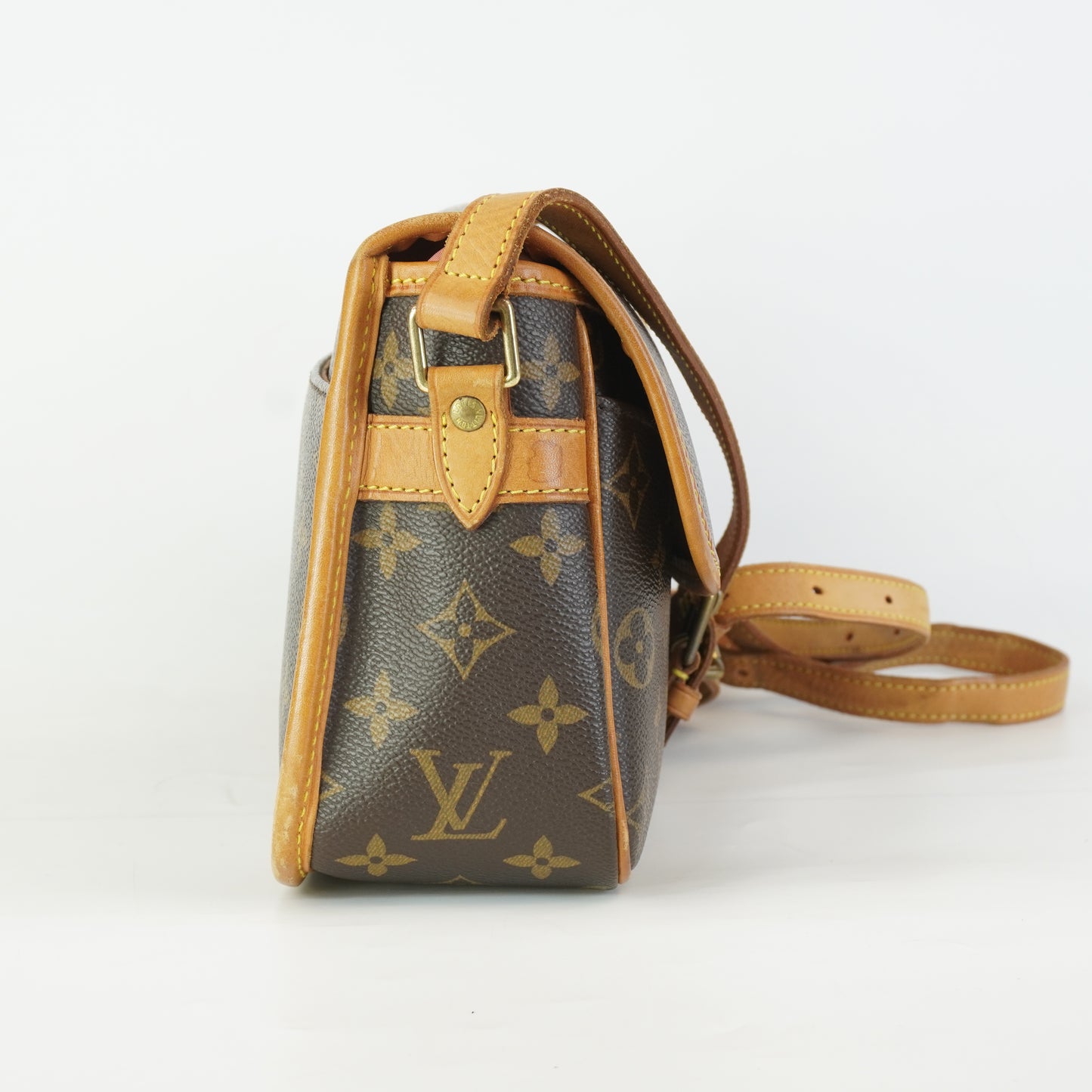 Louis Vuitton	Sologne