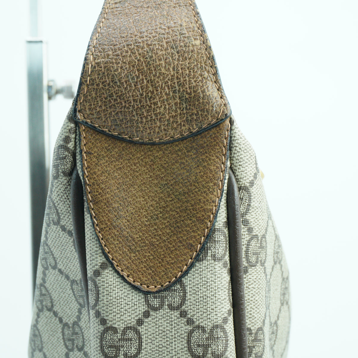 Gucci Vintage Hobo Medium GHW