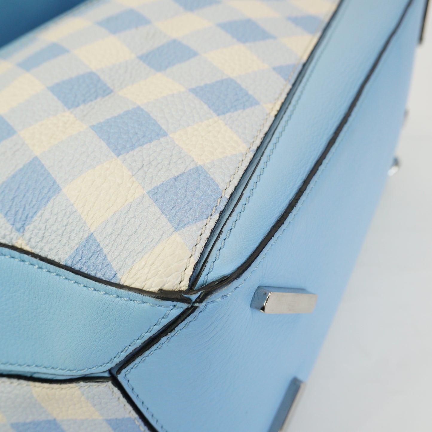 Loewe	Puzzle Gingham Soft Blue Leather Medium MHW