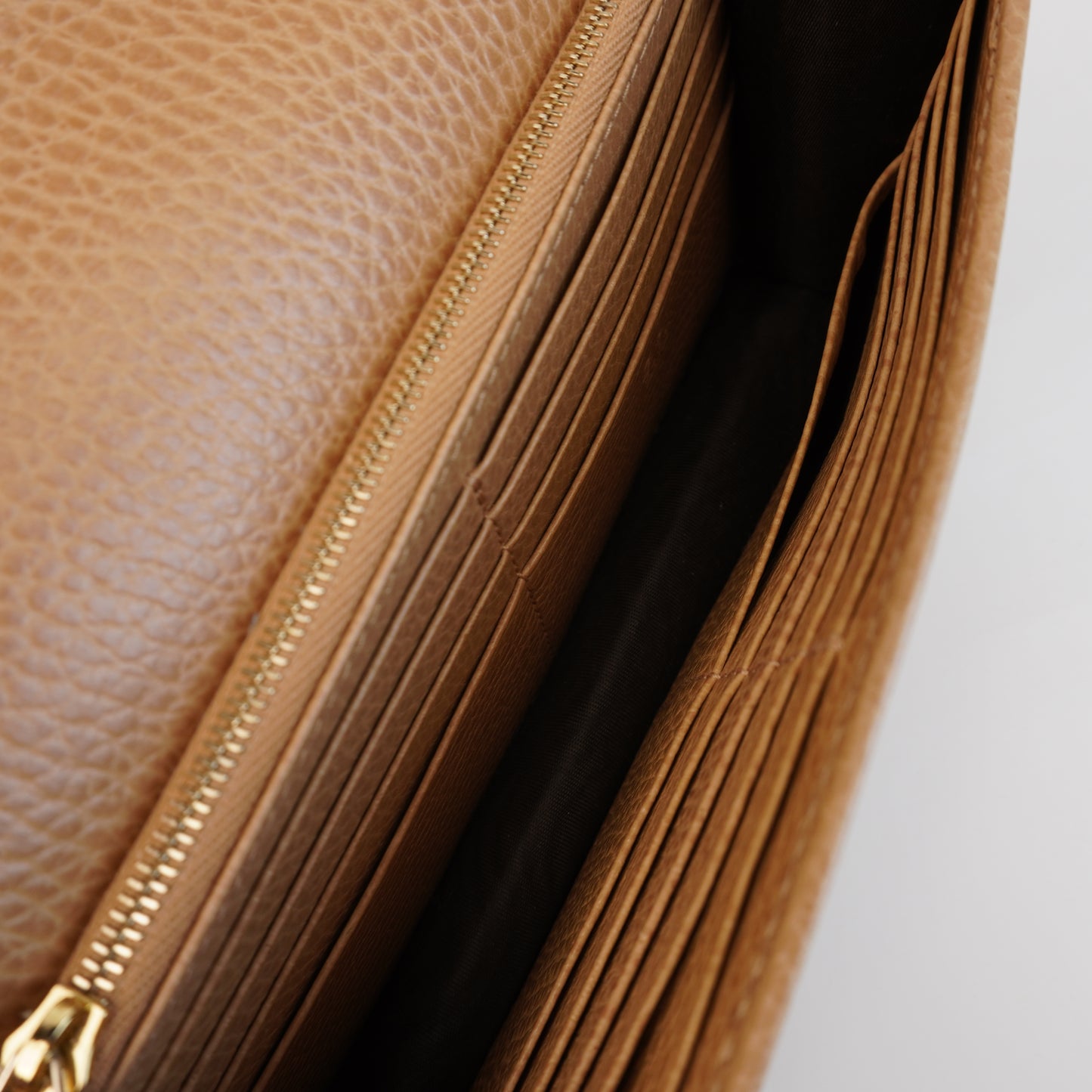 Gucci Interlocking WOC Beige