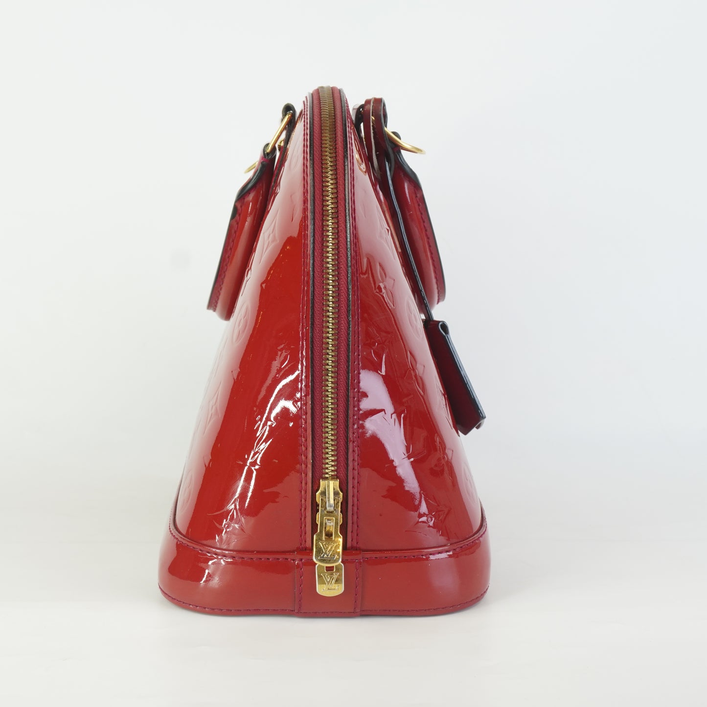 Louis Vuitton	Alma PM red