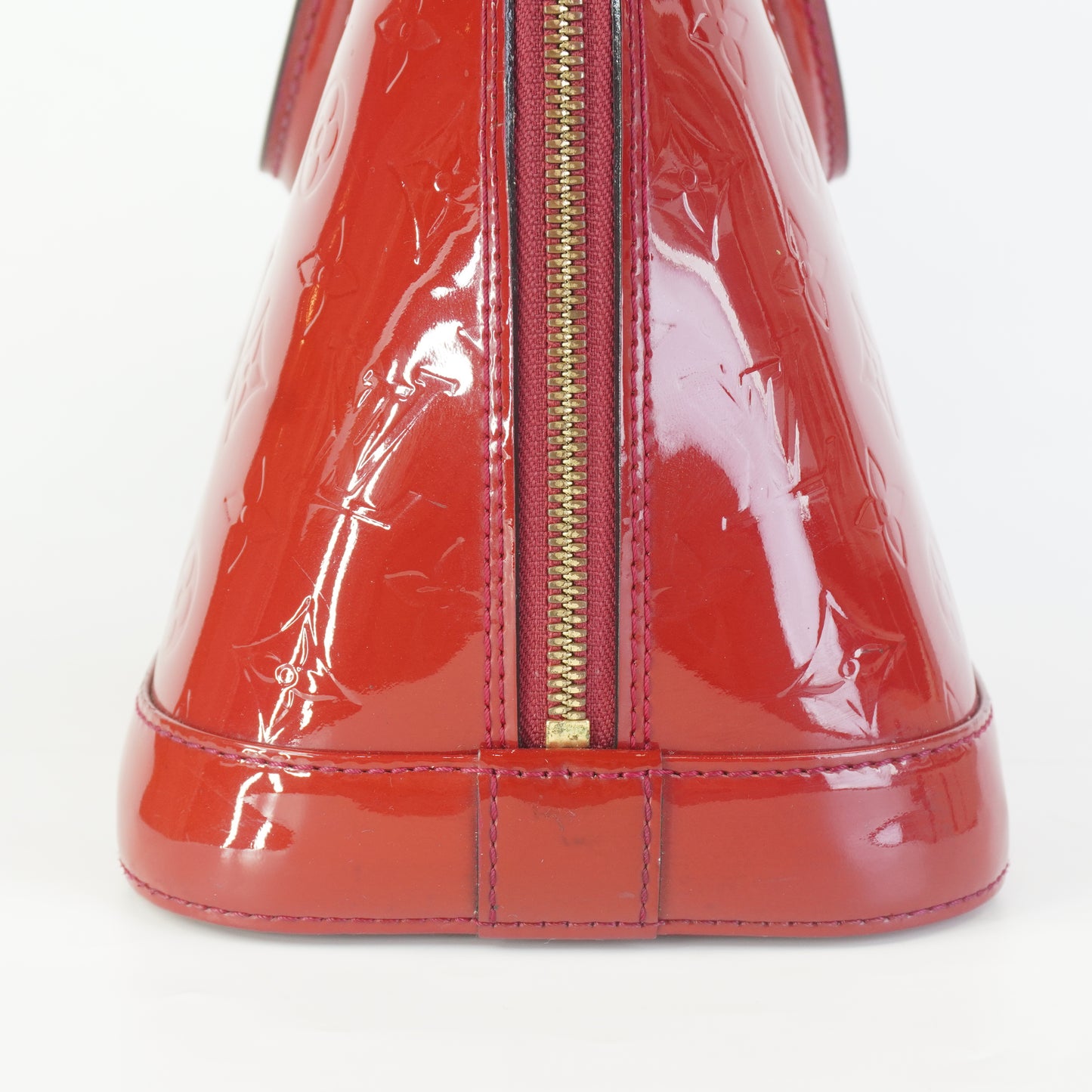 Louis Vuitton	Alma PM red