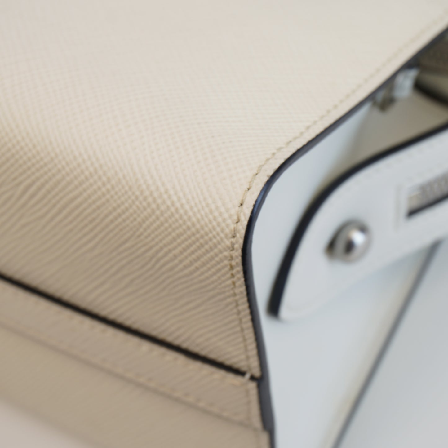 Prada White Cuir Mini