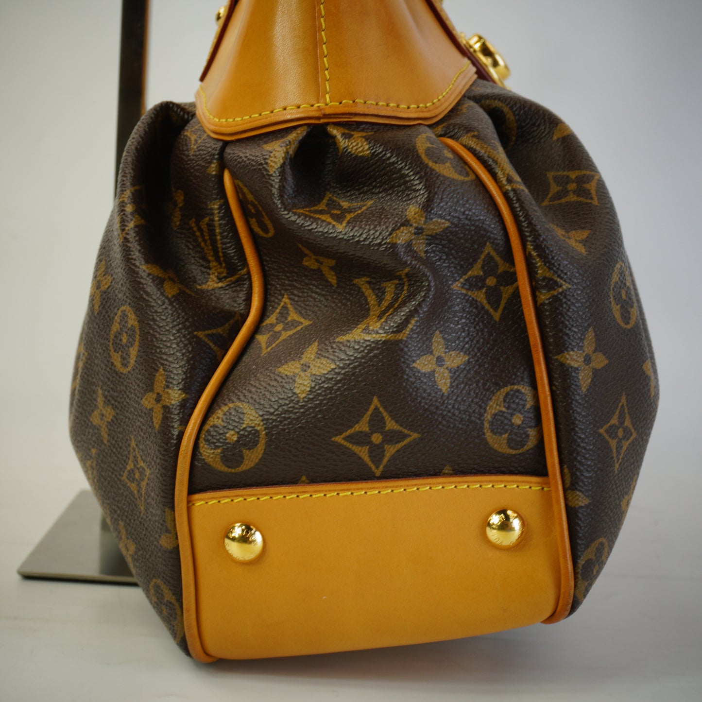 Louis Vuitton	Boetie PM Monogram Canvas GHW Medium