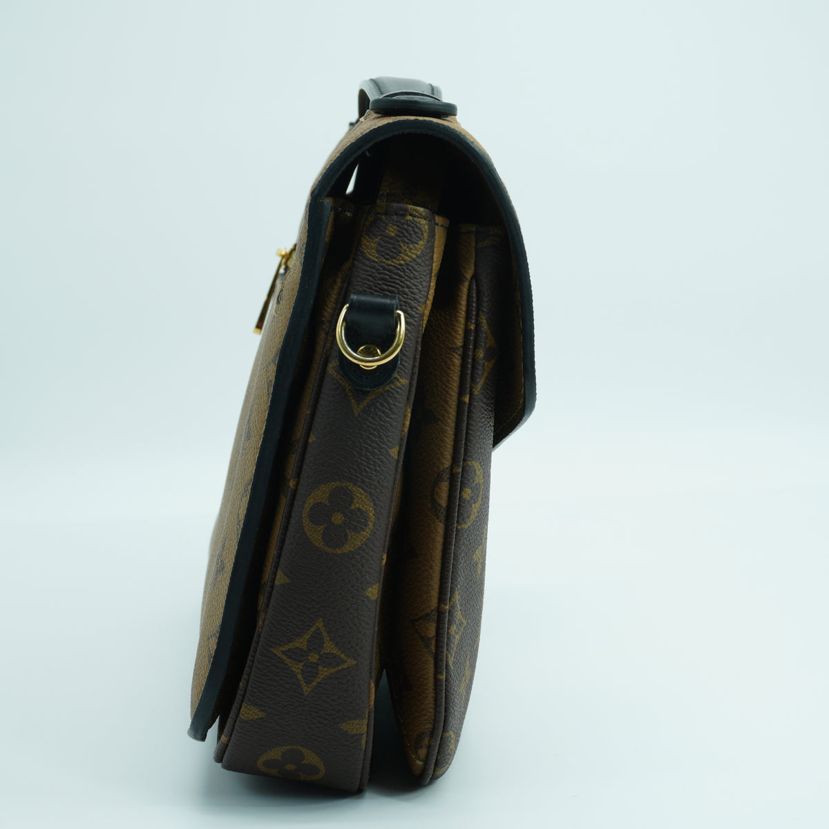 Louis Vuitton Pochette Metis Monogram Reverse GHW