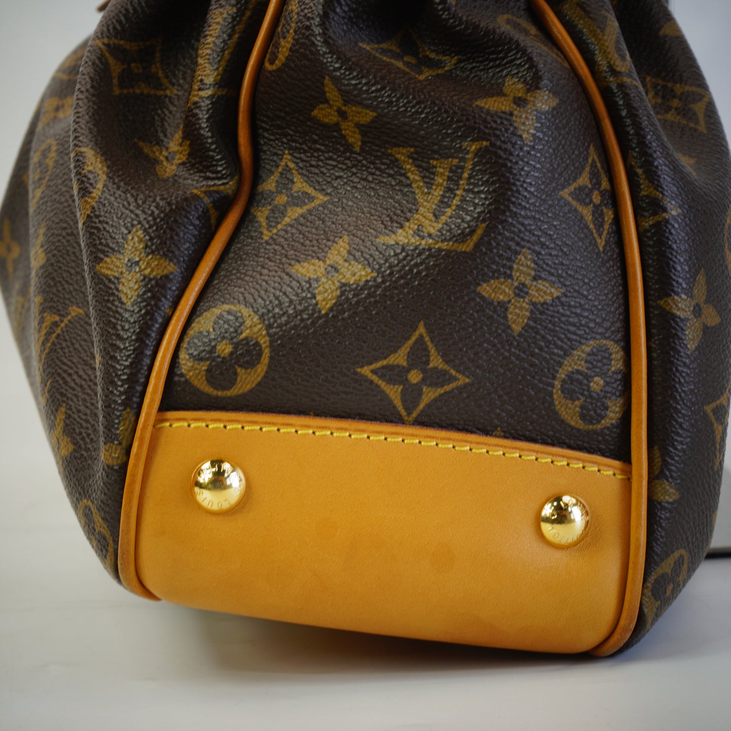 Louis Vuitton	Boetie PM Monogram Canvas GHW Medium