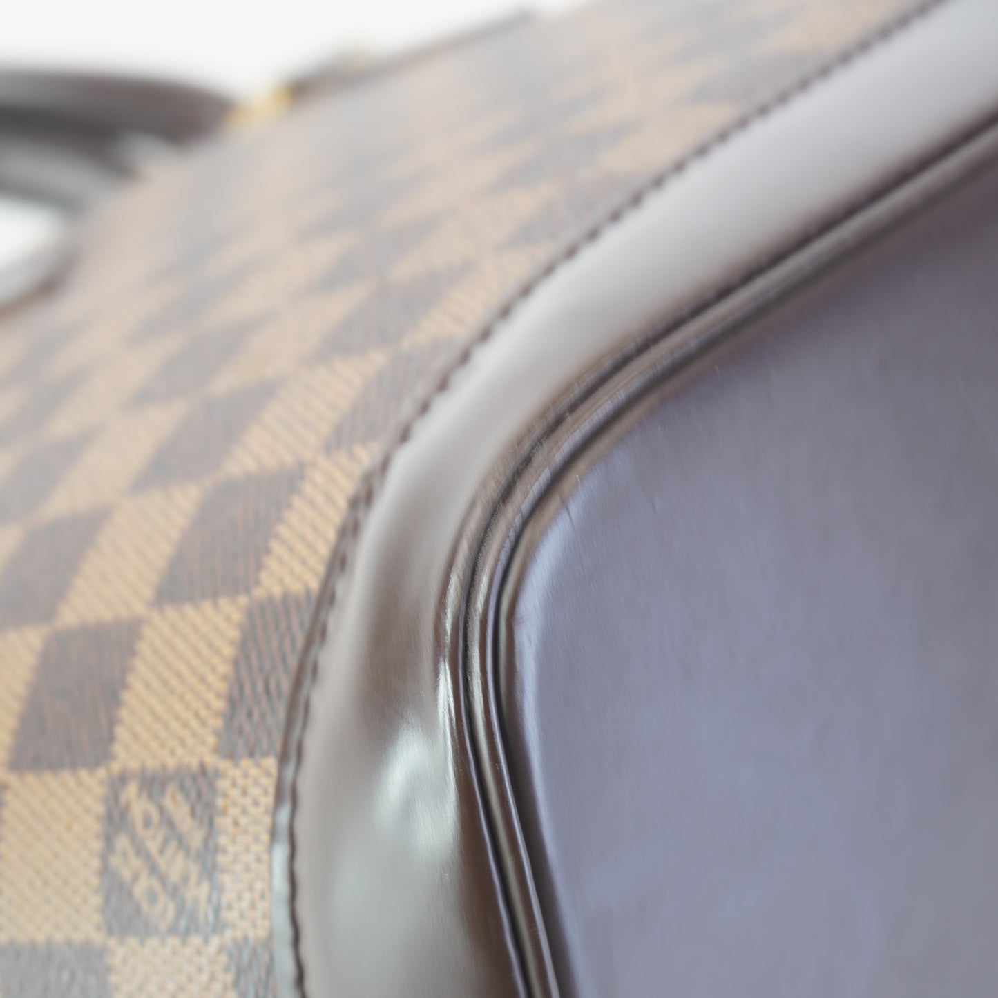 Louis Vuitton	Alma PM  Damier Ebene  Canvas