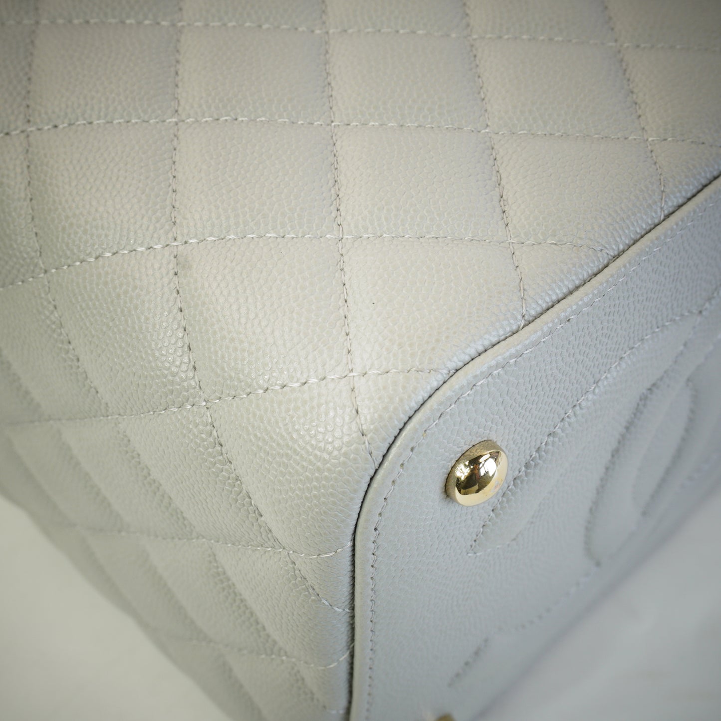 Chanel Quilted Caviar Top Handle Vanity Case GHW