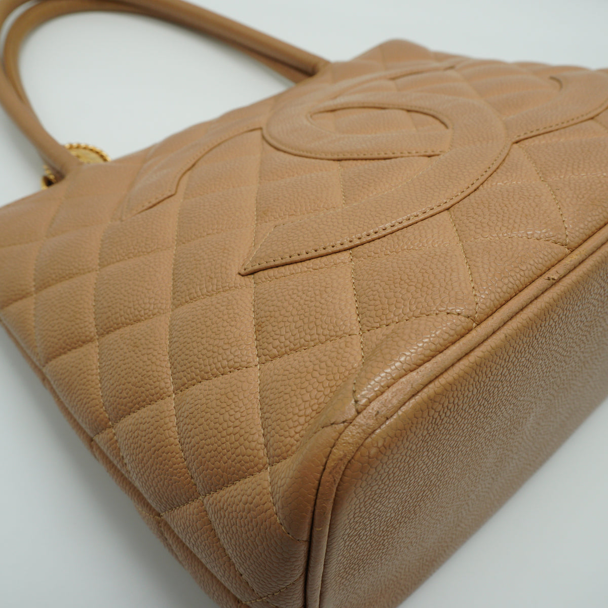 Chanel Medallion Tote Medium GHW