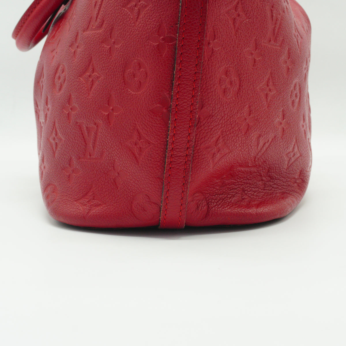 Louis Vuitton	Magazine Bag Red Medium GHW