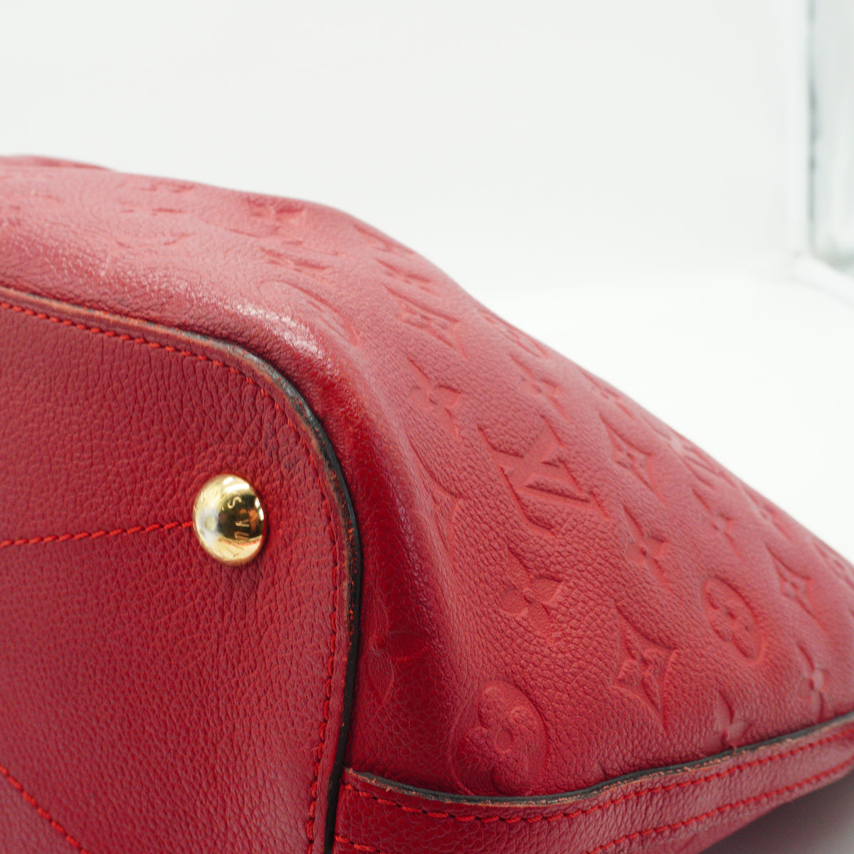 Louis Vuitton	Magazine Bag Red Medium GHW