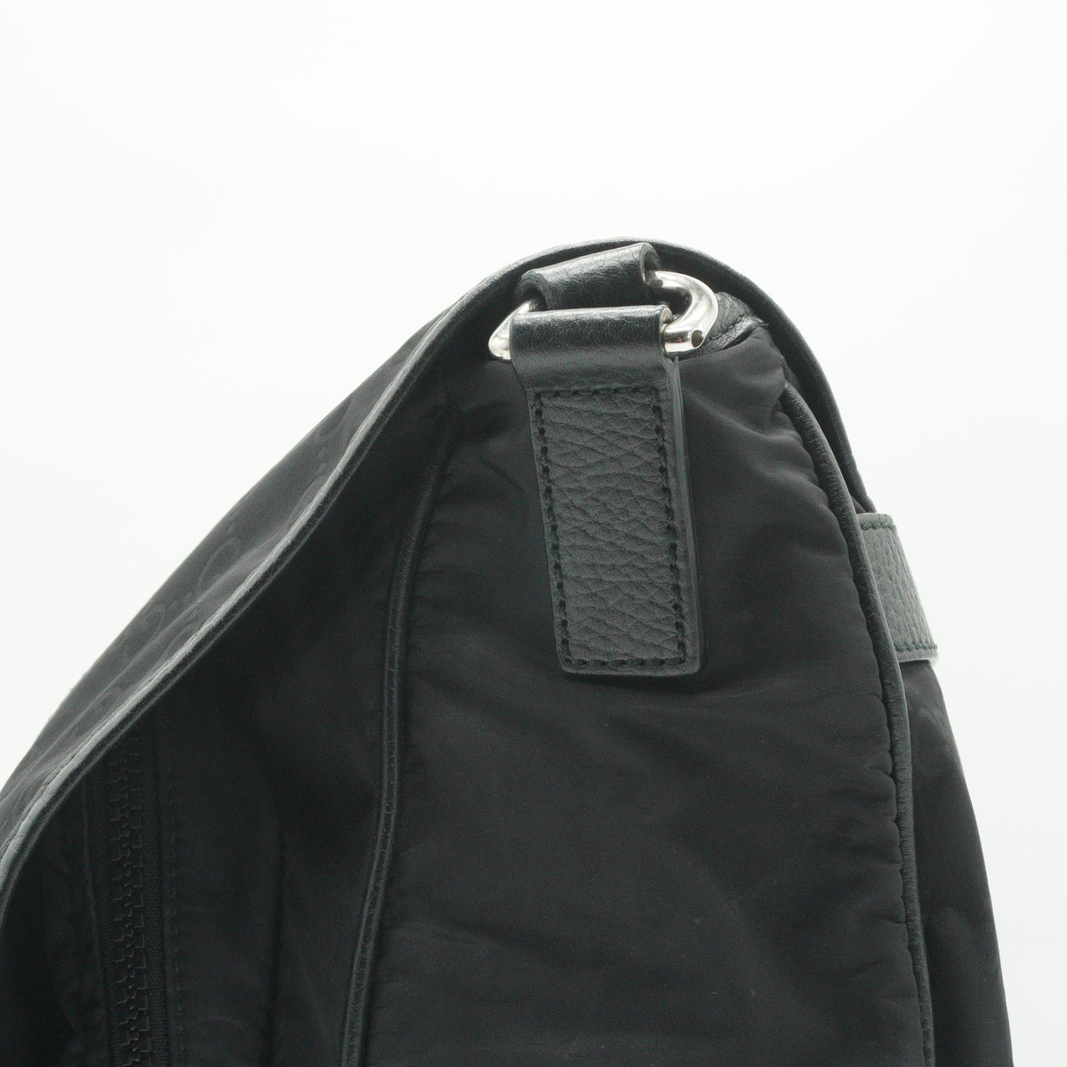 Gucci	Nylon Monogram Double Buckle Flap Medium Messenger Bag Black SHW