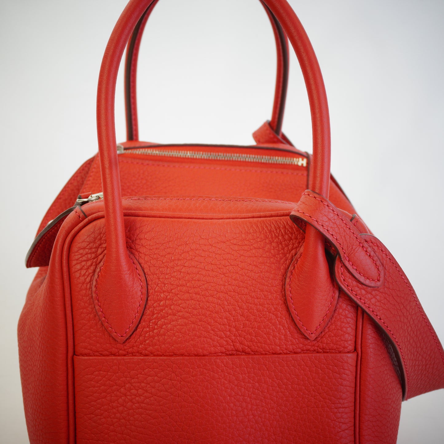 Hermes Lindy Red 26 SHW