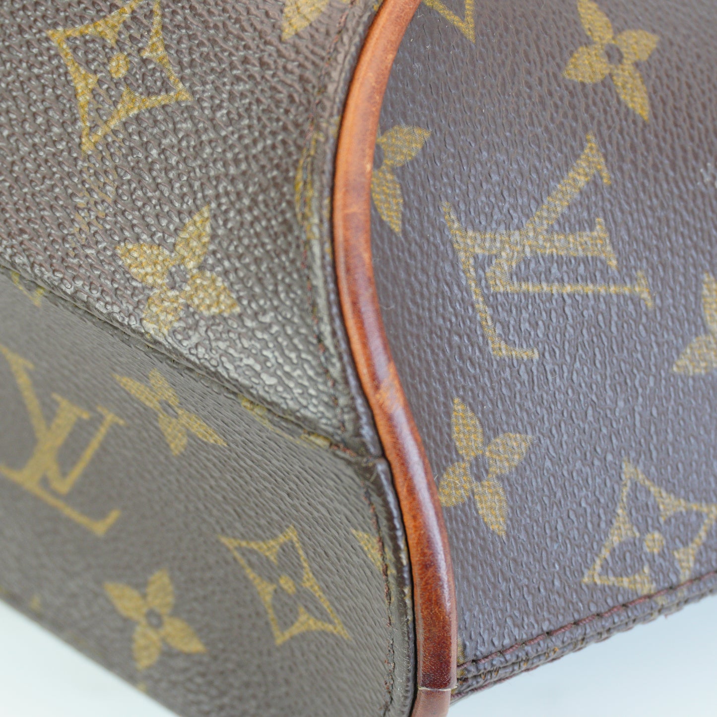 Louis Vuitton	Elipse GHW Small
