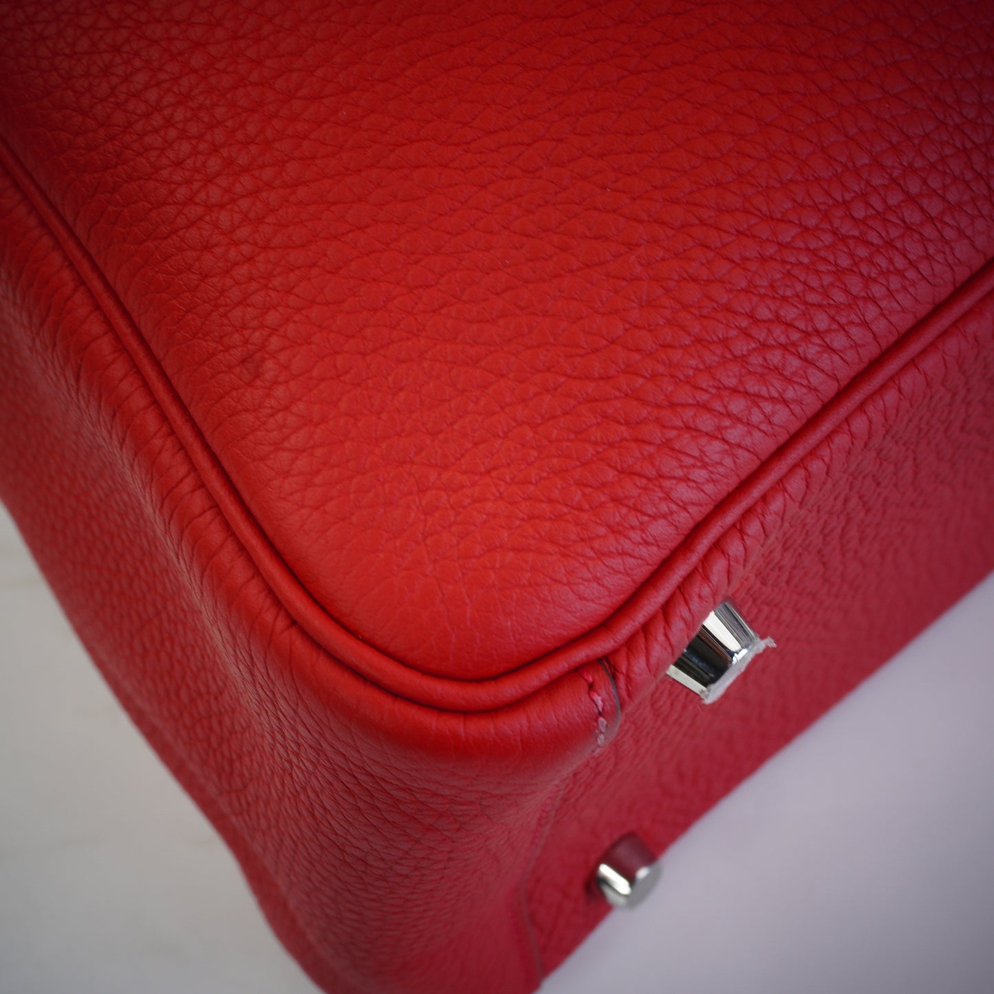 Hermes Lindy Red 26 SHW