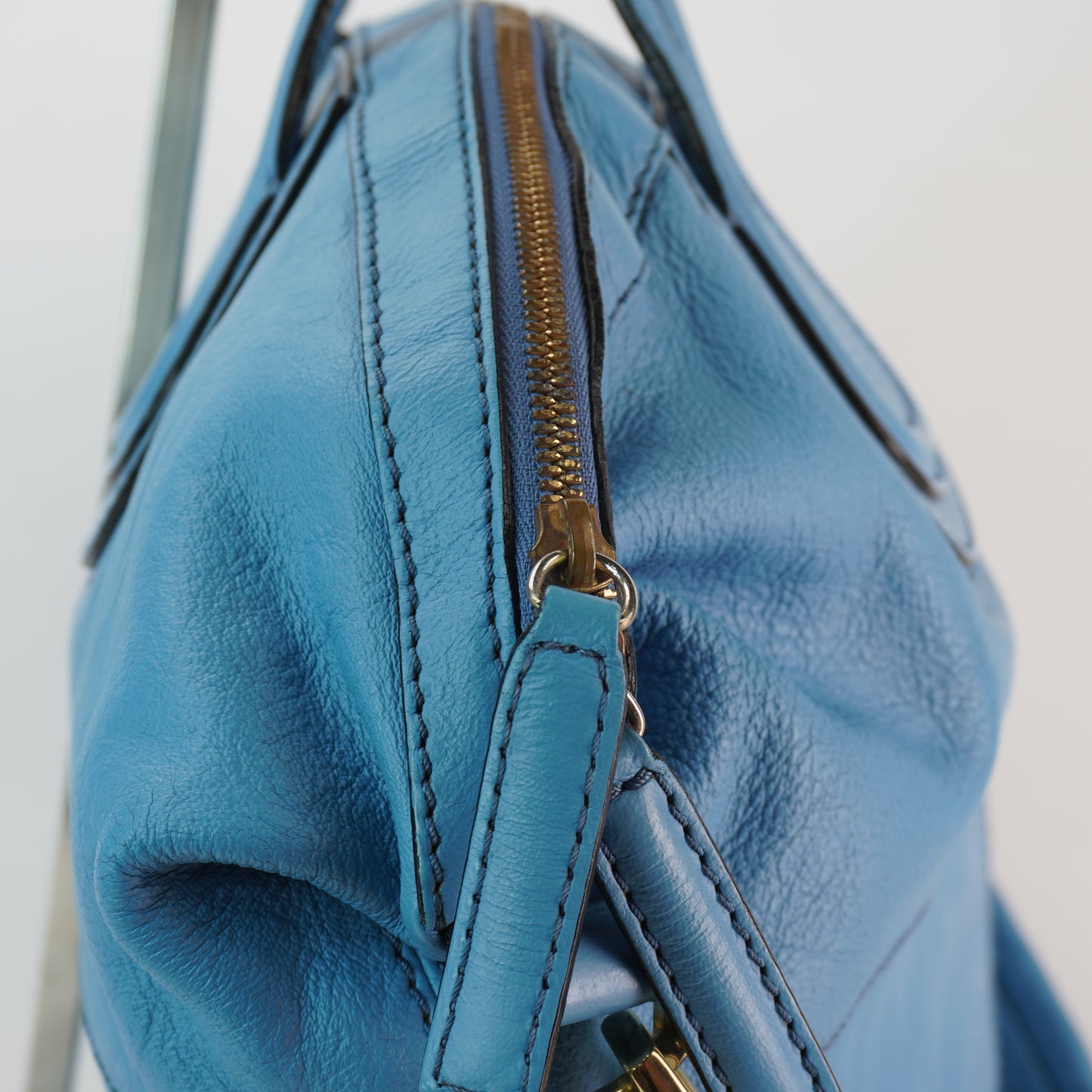 Givenchy Nightingale Light Blue