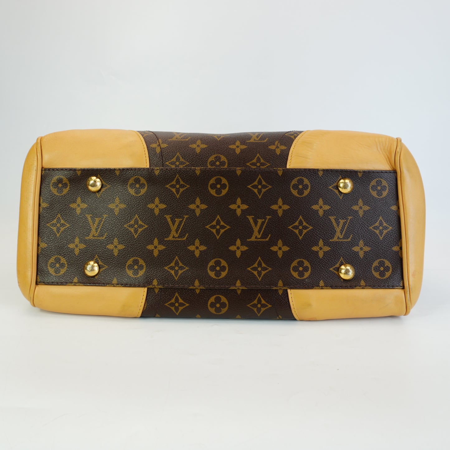 Louis Vuitton	Eden MM Handbag GHW Medium