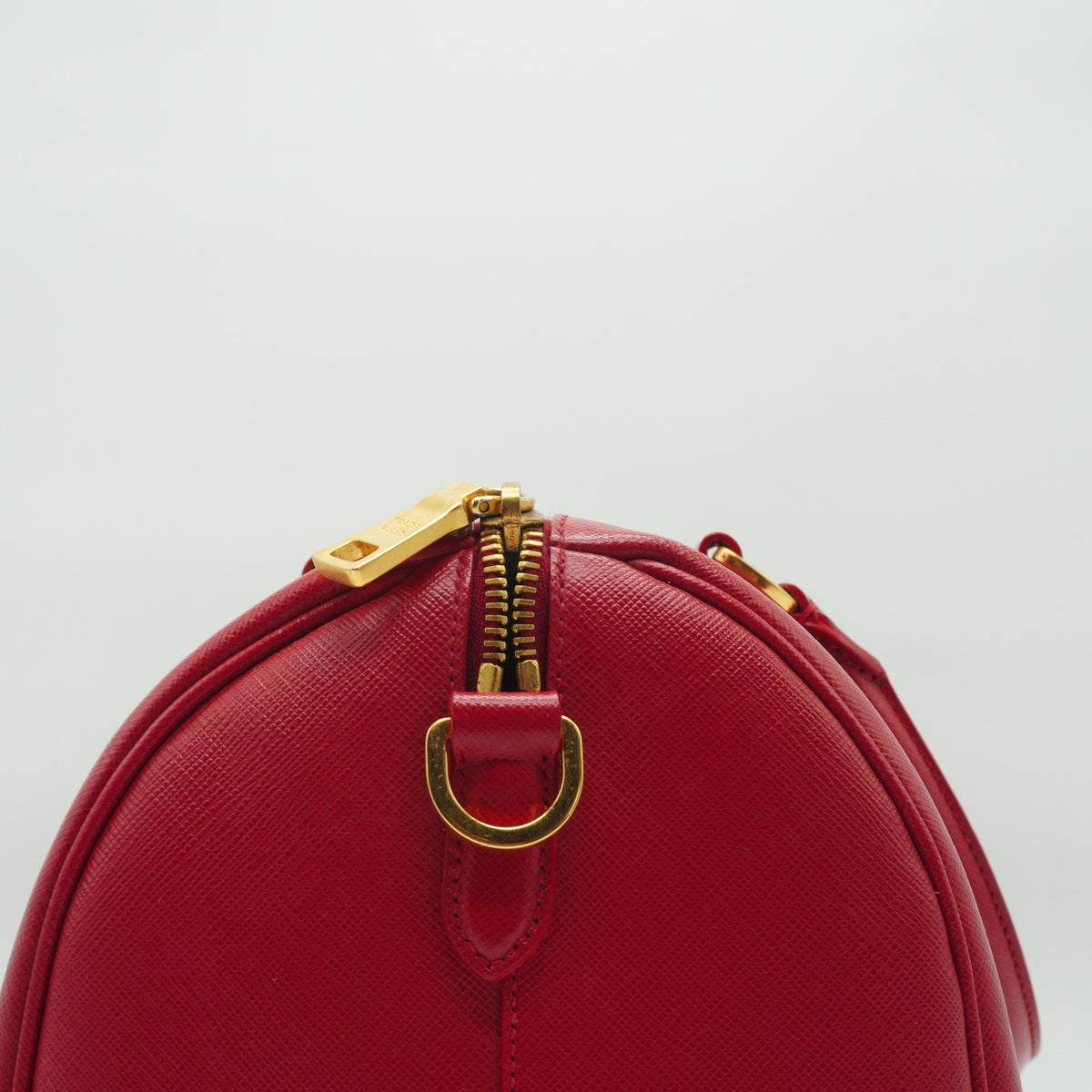 Prada	Saffiano Lux Boston Red Bag Medium GHW