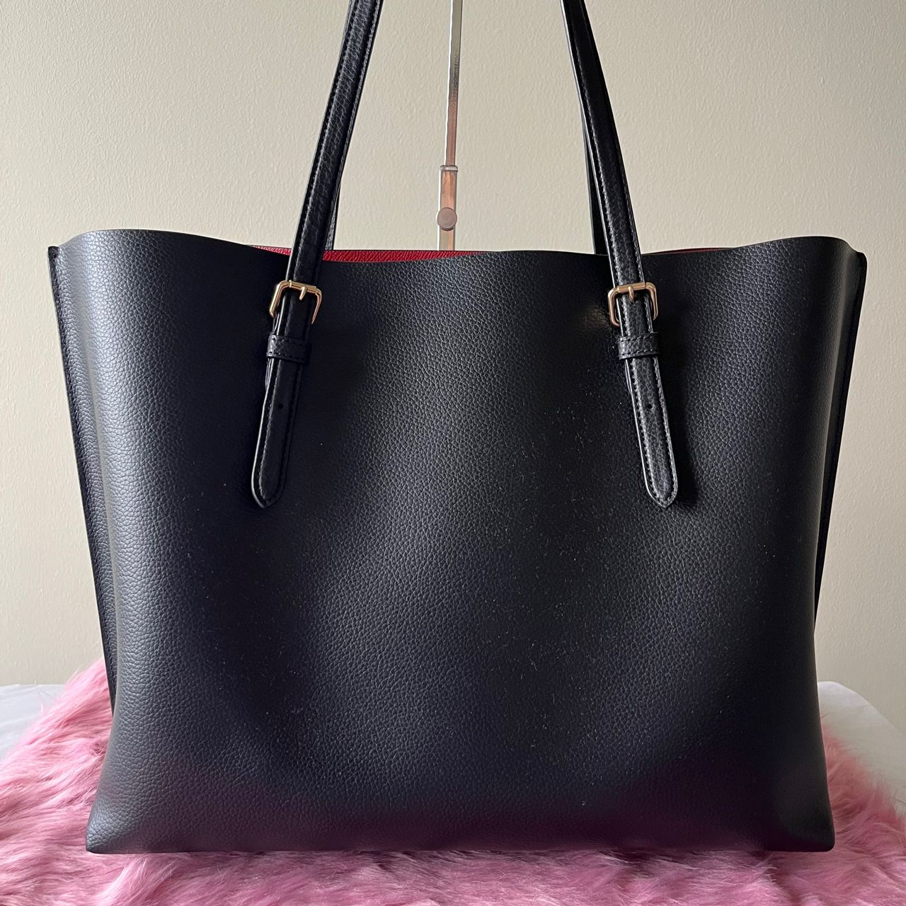 Coach Mollie Tote Black – 10.5"H x 13"L x 5"W