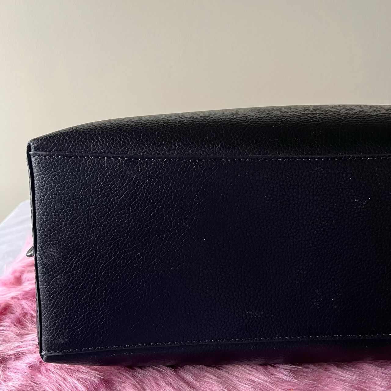 Coach Mollie Tote Black – 10.5"H x 13"L x 5"W