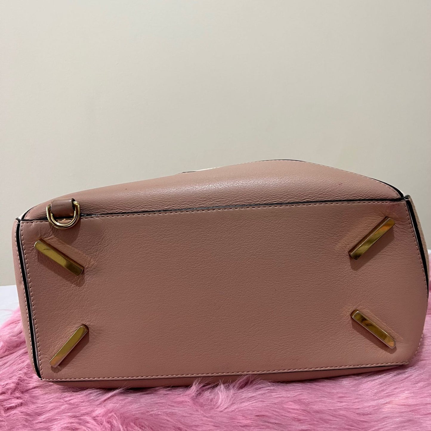Loewe Puzzle in Medium Pink – 9.1"H x 11.8"L x 5.1"W