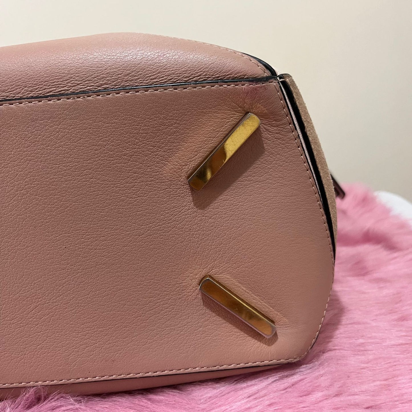Loewe Puzzle in Medium Pink – 9.1"H x 11.8"L x 5.1"W