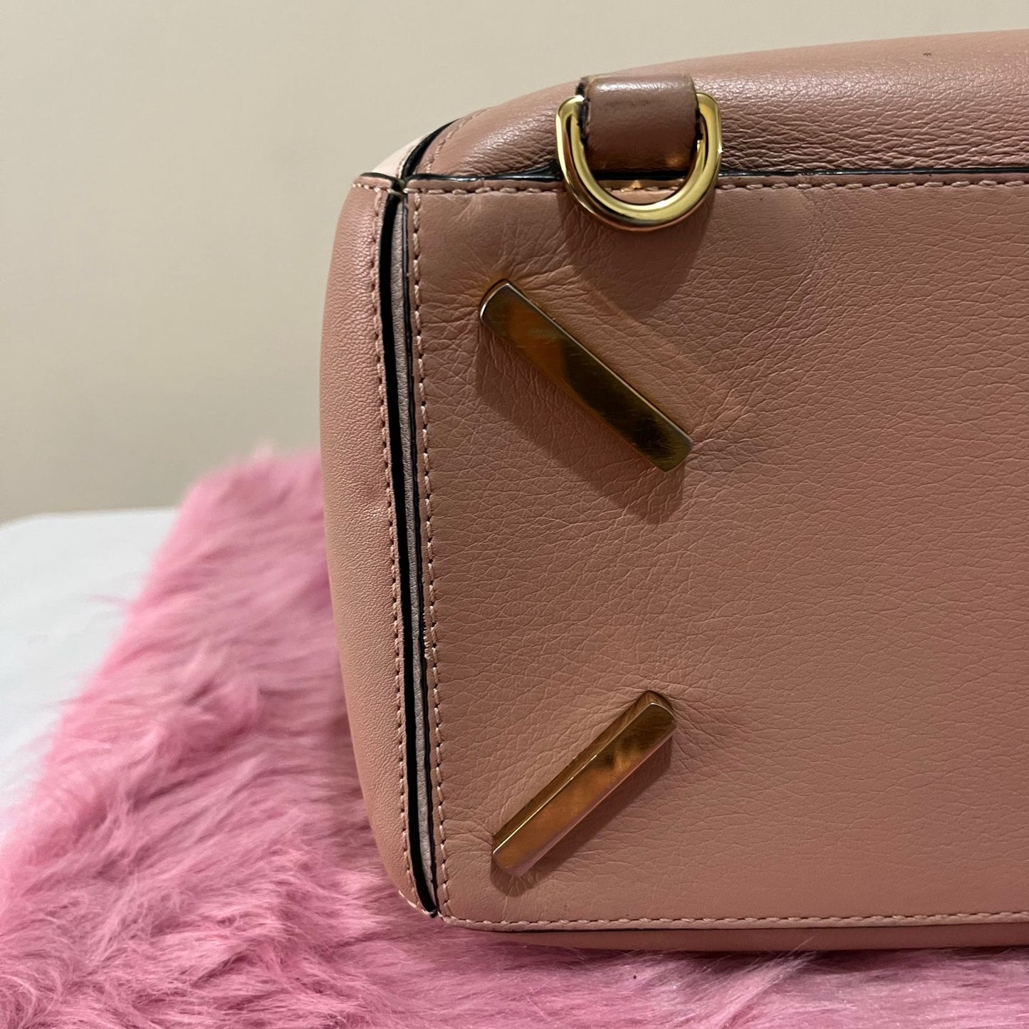 Loewe Puzzle in Medium Pink – 9.1"H x 11.8"L x 5.1"W
