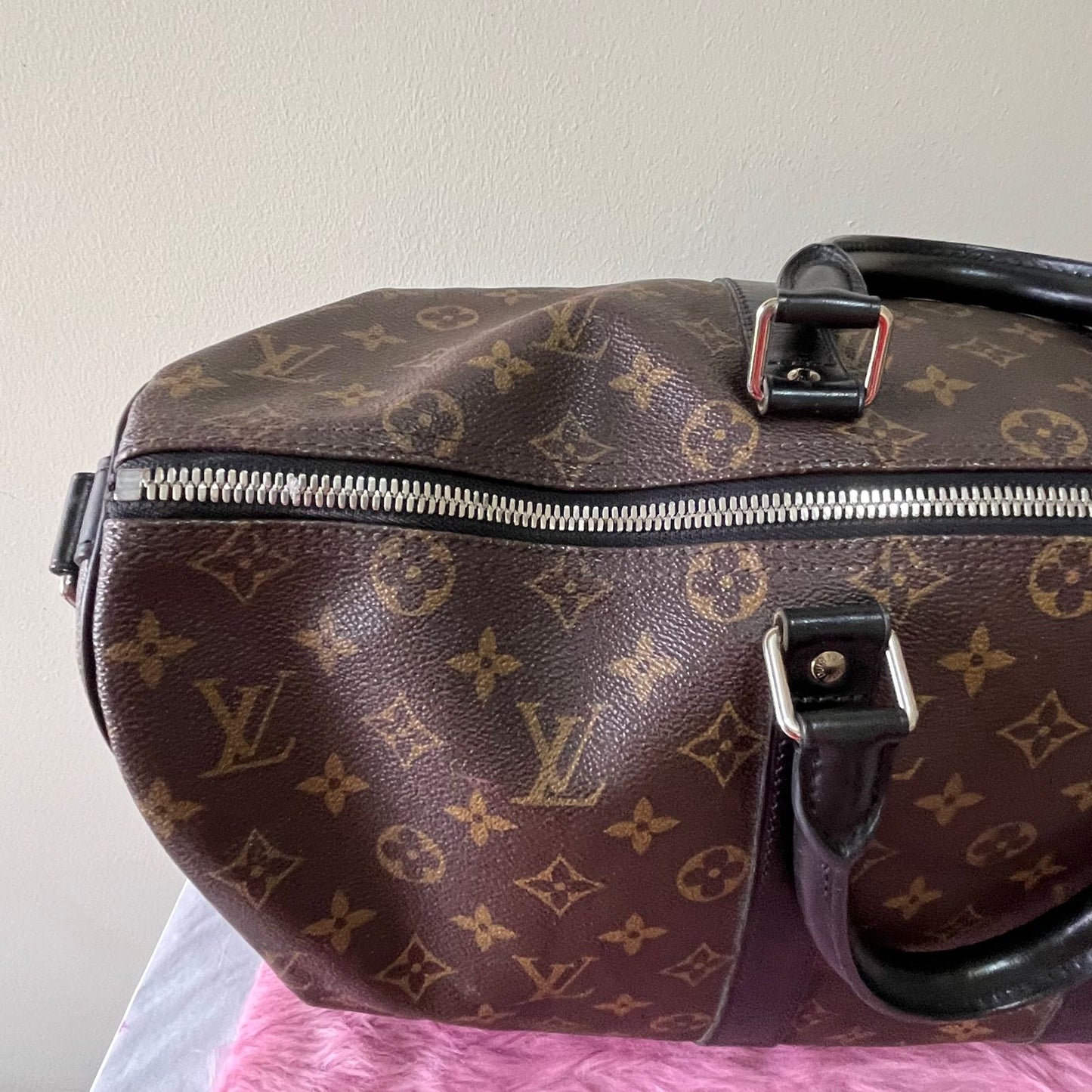Louis Vuitton Keepall Monogram Canvas – 11.4"H x 19.7"L x 8.7"W
