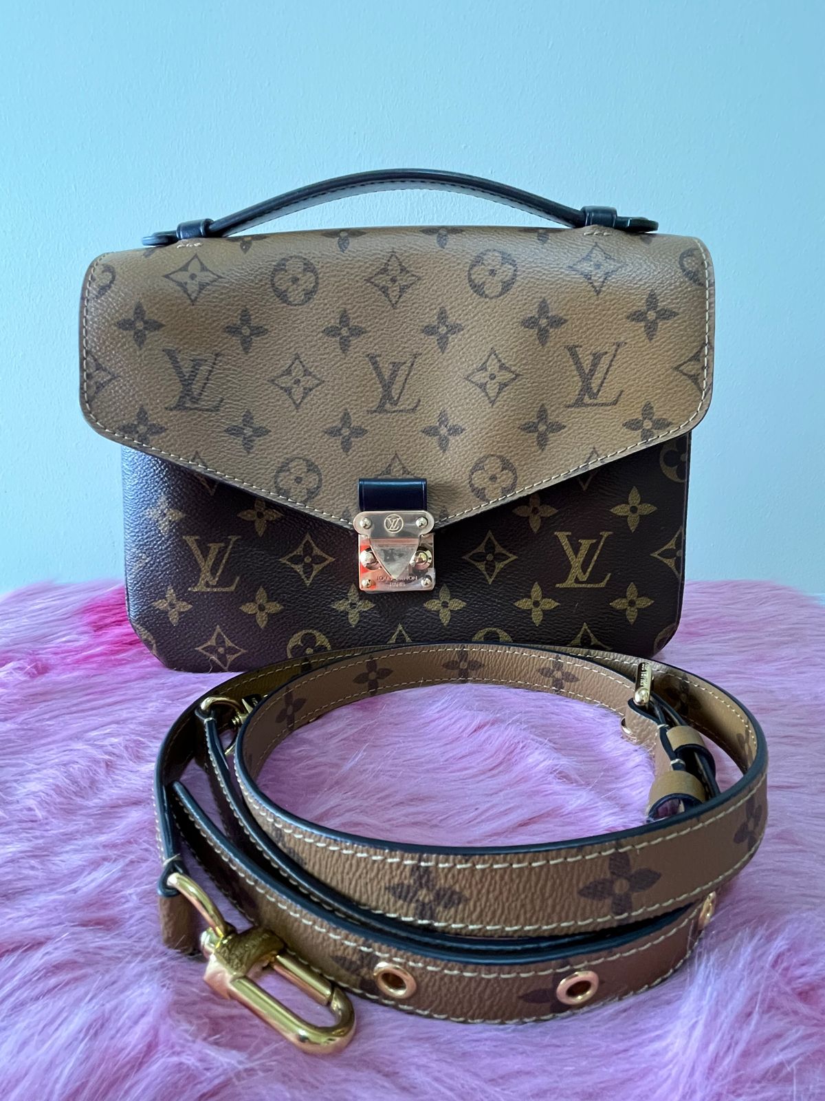 Louis Vuitton Pochette Metis Reverse Monogram Canvas – 7.5"H x 9.8"L x 2.8"W