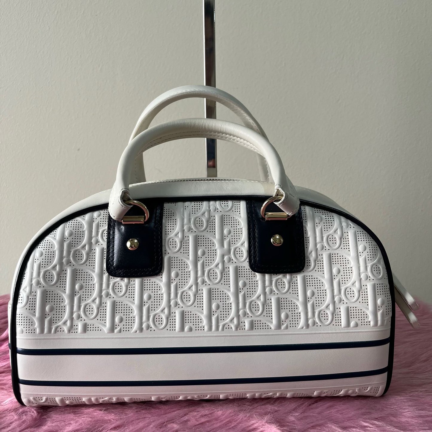 Dior Vibe Zip Bowling White – 6.7"H x 10.6"L x 4.3"W