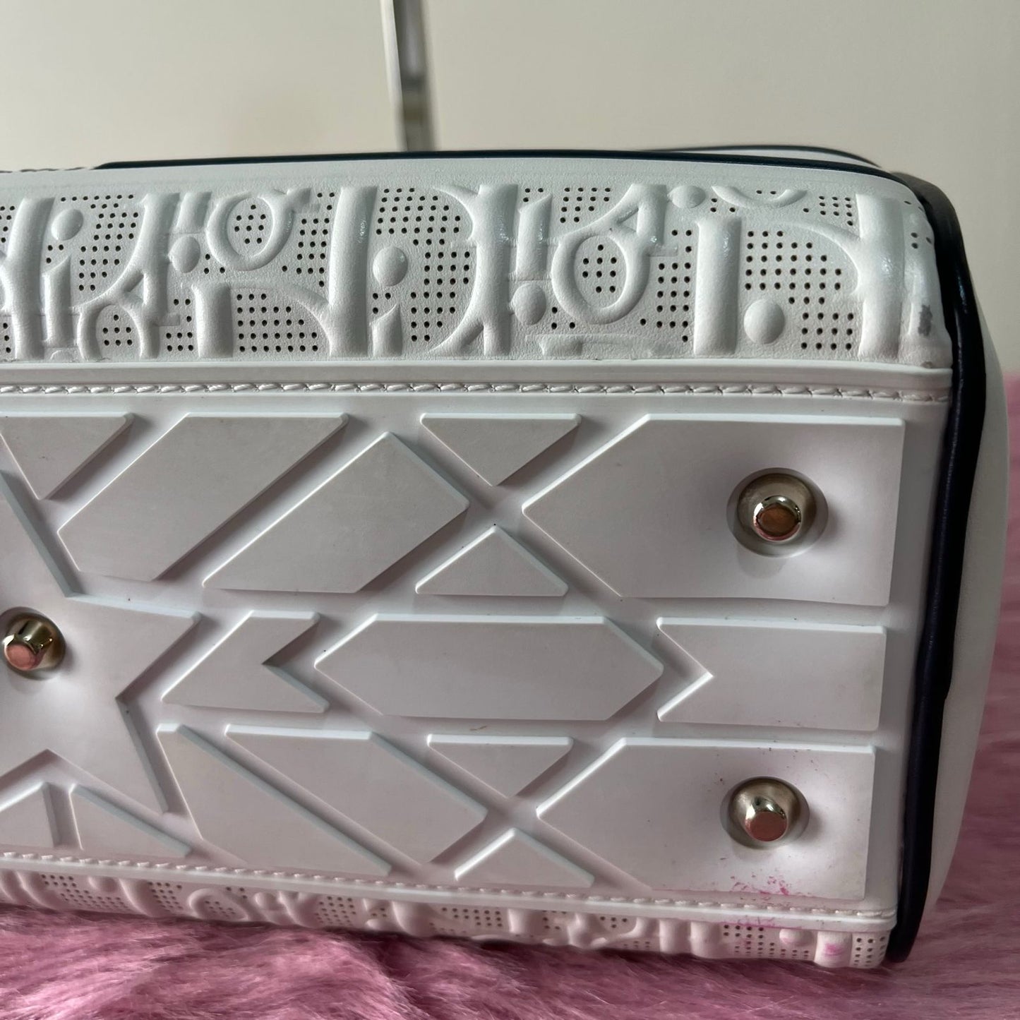 Dior Vibe Zip Bowling White – 6.7"H x 10.6"L x 4.3"W