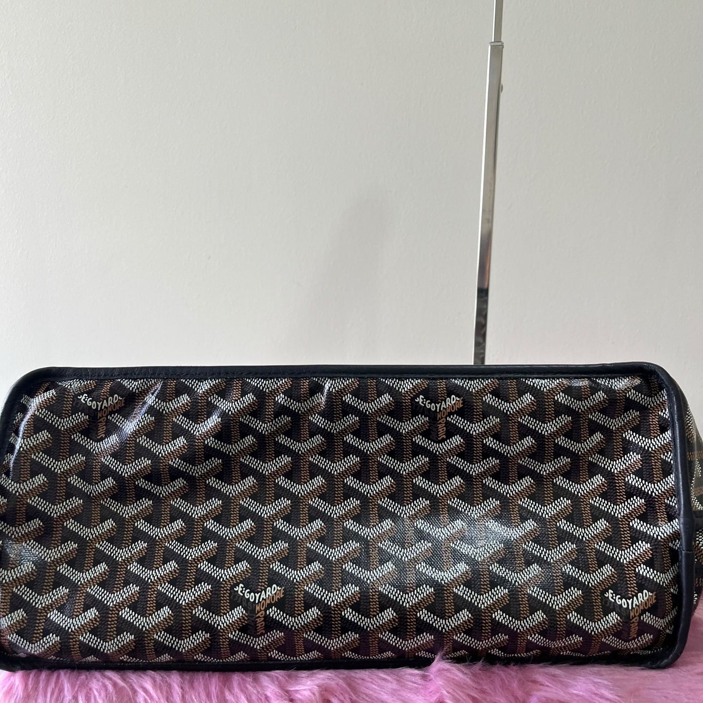 Goyard Anjou PM Navy Blue – 10"H x 11"L x 6"W