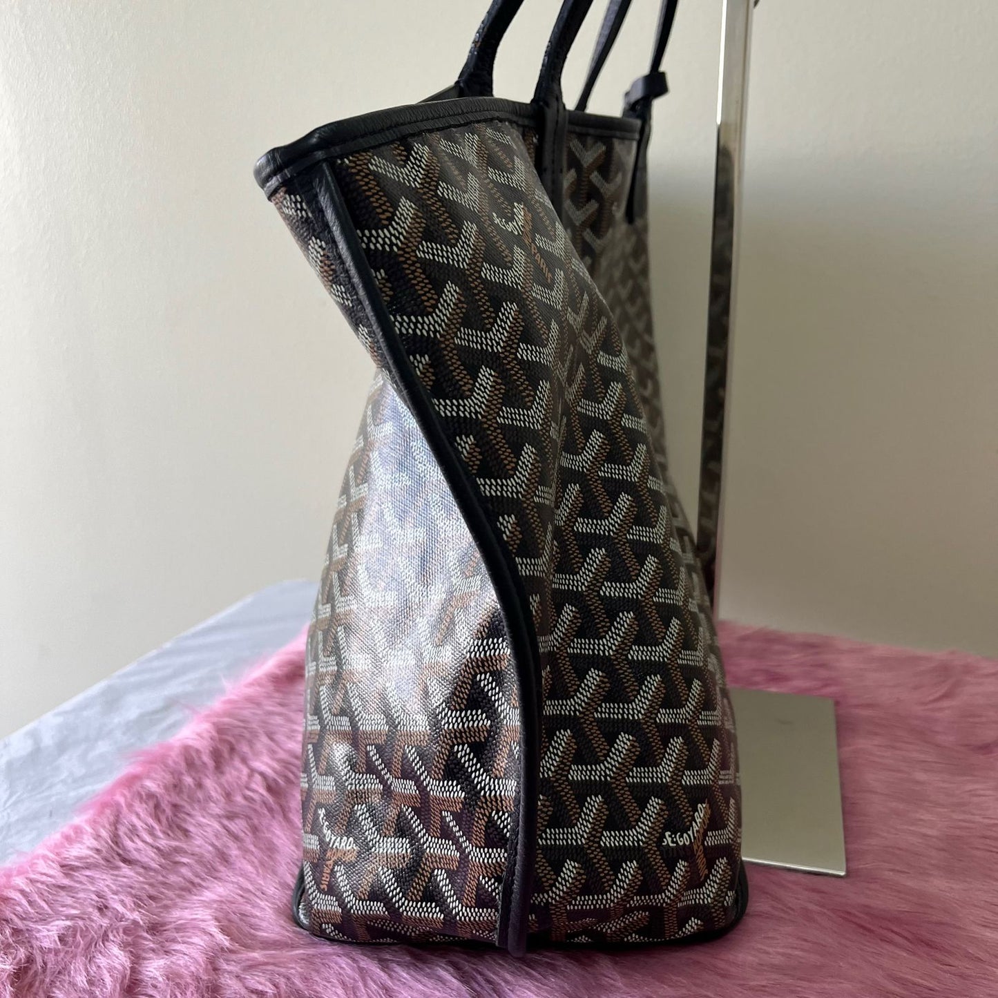 Goyard Anjou PM Navy Blue – 10"H x 11"L x 6"W