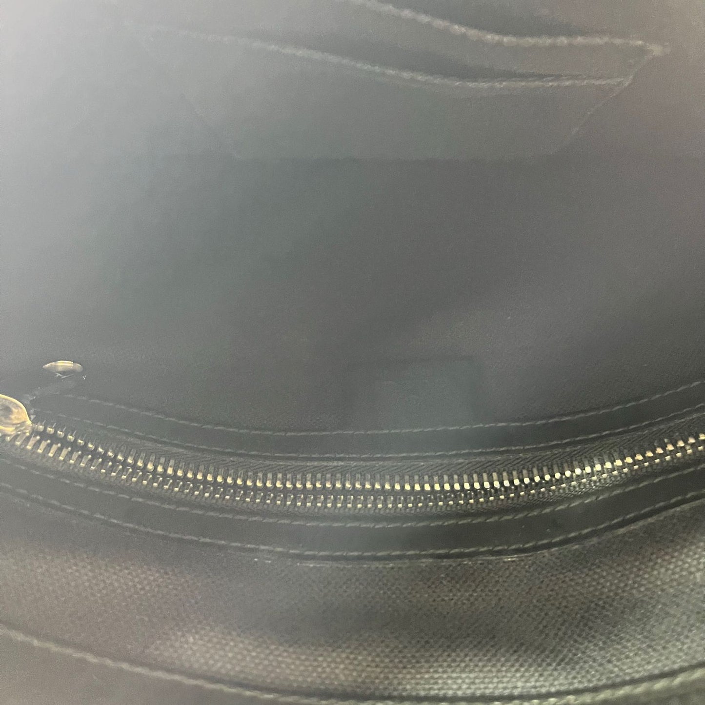 Gucci Messenger Bag GG Supreme Black/Gray – 10"H x 14"L x 3.5"W