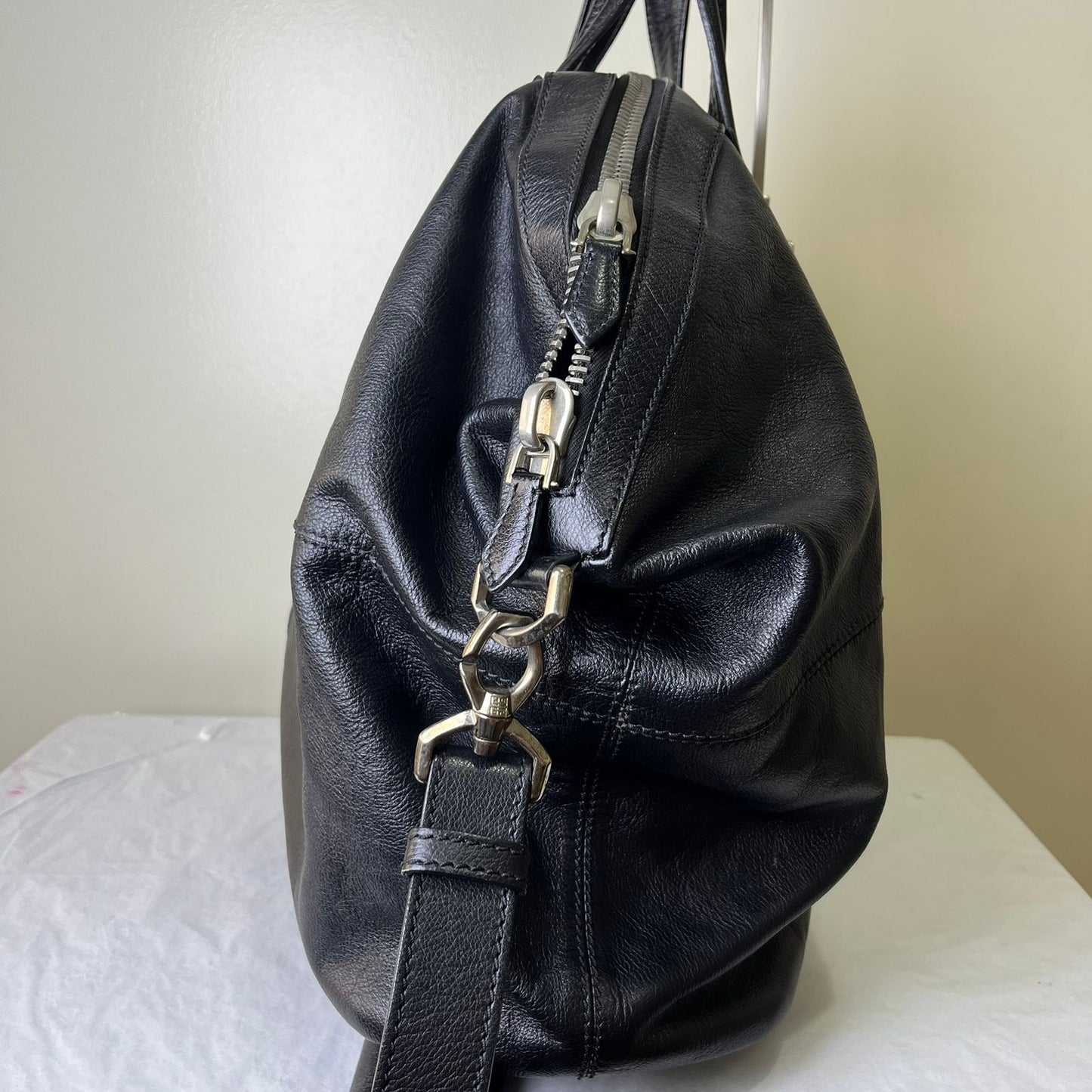 Givenchy Nightingale Medium Black – 9.5"H x 14.5"L x 5"W