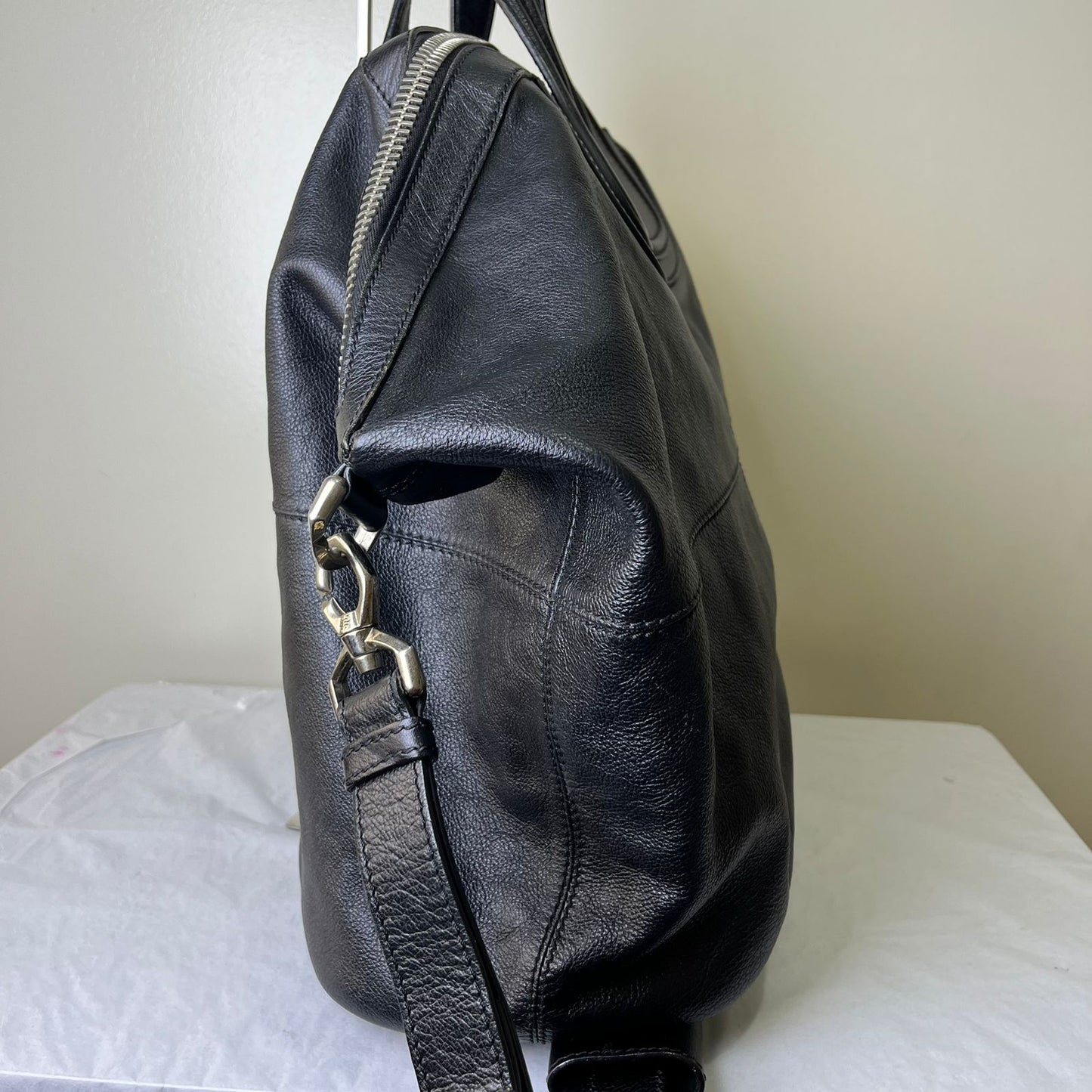 Givenchy Nightingale Medium Black – 9.5"H x 14.5"L x 5"W