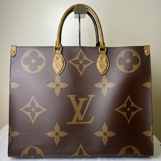Louis Vuitton OnTheGo GM Reverse Monogram Canvas – 13.4"H x 16.1"L x 7.5"W