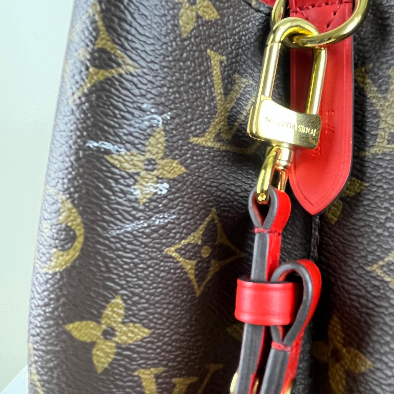 Louis Vuitton NeoNoé Monogram Canvas Red Trims – 10.2"H x 10.2"L x 6.9"W