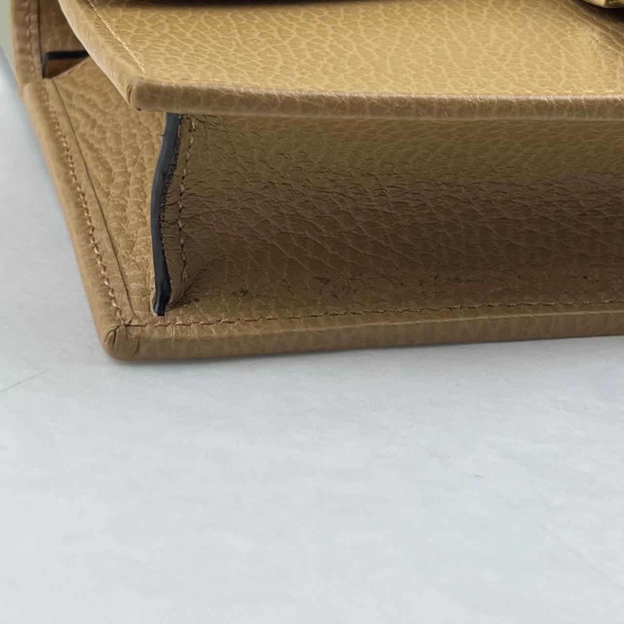 Gucci Interlocking Wallet on Chain Beige – 4.5"H x 7.5"L x 1.4"W