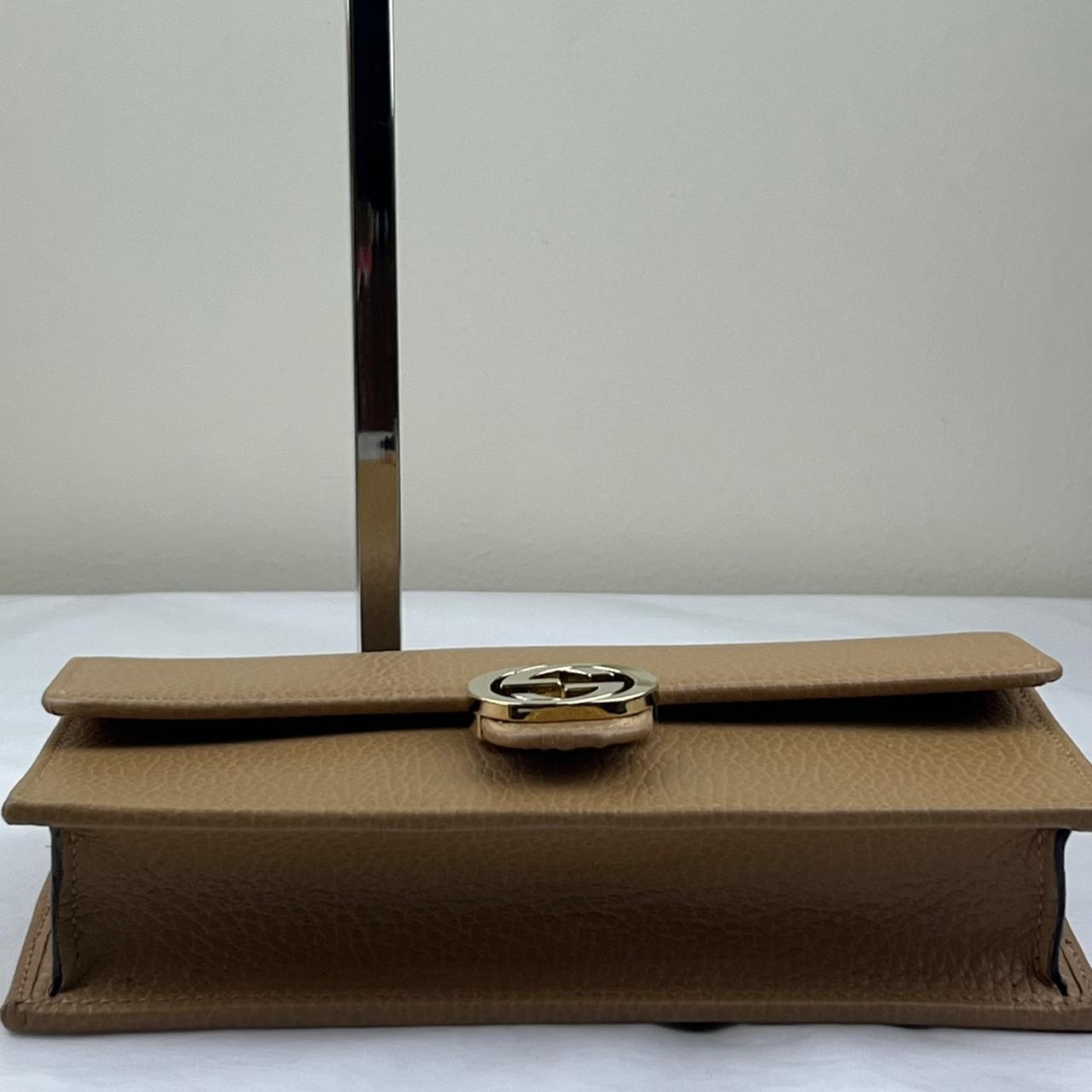 Gucci Interlocking Wallet on Chain Beige – 4.5"H x 7.5"L x 1.4"W